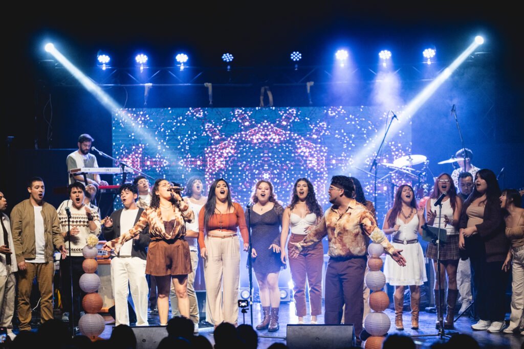 [FOTO — Concierto de lanzamiento de Amanecer]